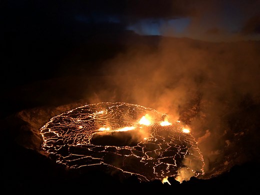 Kīlauea Spews Magma and Golden Strings of Volcanic Glass on Hawaii’s Big Island