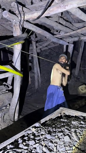 394K views · 2.2K reactions | Deep underground mining finding the hidden treasure #blackdiamond #minecraft #mining #undergroundmining #treasurecave #goldmining #HiddenTreasure | Treasure Hunt | Facebook