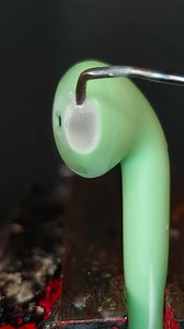 6.2M views · 3.1K reactions | FAILED: Cleaning AirPod with Compressed Air #satisfying #cleaning #asmr #waitforit | Converto ricondizionati | Facebook