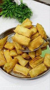 1.4M views · 8.3K reactions | Chai Wali special Khasta Khari #ammakithaali #teasnack #snack #crispy | Amma Ki Thaali | Facebook