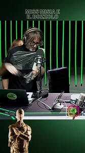 A La Zanzara Miss Misia e la realizzazione del bozzolo @gcruciani #cruciani #radio24 #lazanzara | La Zanzara - Radio 24