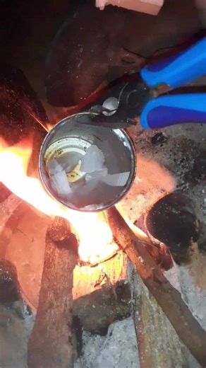 🔥 DIY Cardboard Paraffin Camping Stove #CampingStove #DIYCamping #SurvivalHack #ParaffinStove