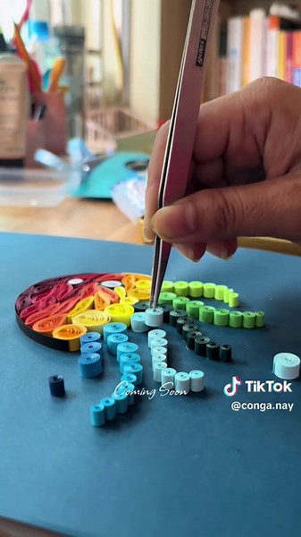 Coming Soon #quillingart #tranhgiaycuon #Quilling #quatangsinhnhat #quatanghandmade #conganay