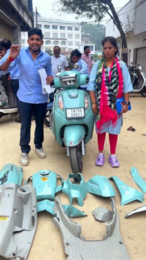 Arvind  on Instagram: "Accident work done 🛵🛵 #service #insurance #claim #servicework #suzuki #suzukimotorcycle #workshop #process #access #insuranceclaim"