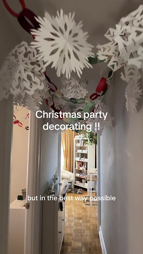 Christmas Party Decorating Ideas and DIY Tips