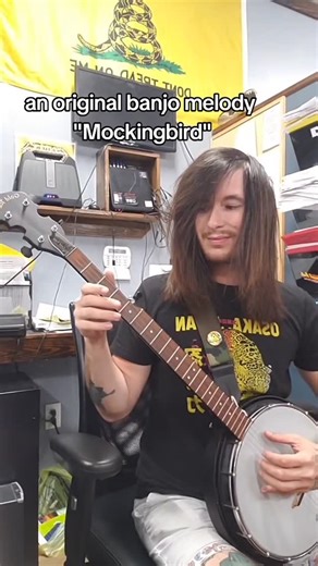 Casey Quay on Instagram: "Thanks to an old video of Chet Atkins, Pete Seager style is my favorite style on banjo. Some folks call it clawhammer or frailing I just call it "bum ditty" cause that's what the picking hand is saying. #fyp #originalmusic #country #banjo #explore"