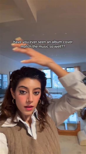 “THE BIRTH OF WINNIE LOU” STARRING SAMICA 💗🎀✨ pre-order avail now! have you gotten your copy yet? x | Samica