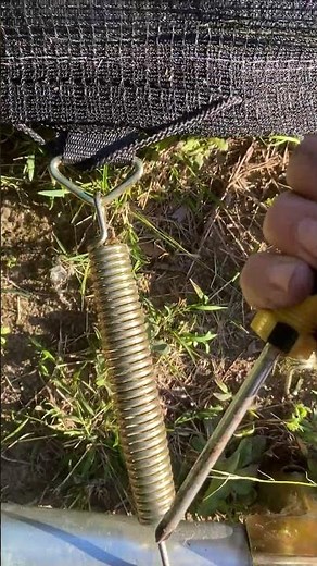 How to remove springs on a trampoline the easy way
