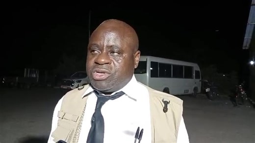 #MalawiDecides2025 Bwanamkubwa wa boma la Karonga, a Thomas Chigwenembe, ati ntchito yoponya voti m'boma la Karonga yayenda bwino. Iwo akupereka chinthuzinthuzi cha mmene ntchitoyi yayendera mu kanemayu, amene wajambulidwa ndi Blessings Mtika. #MBCDigital #Manthu | MBC Digital