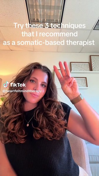 Feeling anxious? Here are 3 calming techniques you can use anywhere: ✨ Butterfly Hug: Cross your arms over your chest and gently tap your shoulders back and forth. The bilateral stimulation helps regulate your nervous system and brings a sense of safety. ✨ EFT Tapping: Use your fingertips to tap on specific acupressure points (like the side of your hand or under your eye) while focusing on your feelings. This reduces stress and helps the brain process emotions. ✨ Alternate Nostril Breathing: Clo