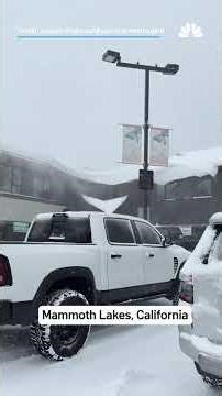 Powerful winter storms hit across the U.S.