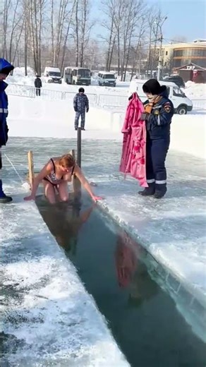 Russias😱Epiphany Baptism Day❄️Ice Water Faith at -30°C🧊Fearless Baptism in Frozen Russia🧊👙 Epiphany