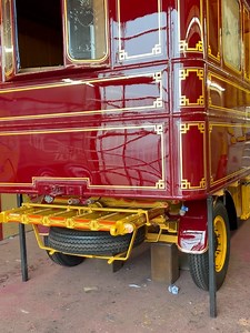 Joby Carter Signwriter on Reels