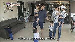 ROS Episode 53 - Song Family only. 14 Dec 2014 - Song Triplets and Lee Twins first meeting. Should you want to download, here's the Google drive link: https://drive.google.com/file/d/0B8wR_mGSXwOLTExkaGlTTnV0c0k Please note that all the complete episodes (all families) are available in KBS World YT channel. | Song Triplets PH