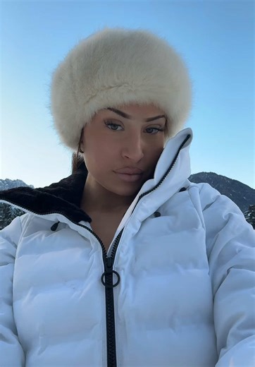 laura liana jane (@lauralianajane)’s videos with original sound - Teehayyz