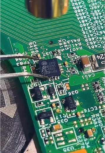 QFN Chip Removal Demo for Precision Soldering
