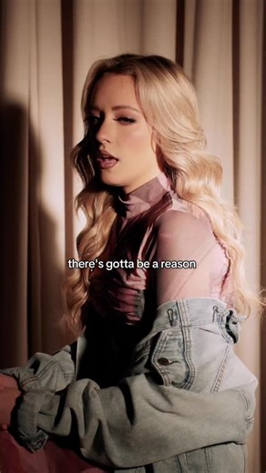 Emily Ann Roberts on Instagram: "don’t break my heart at christmas 💔 #country #heartbreak"