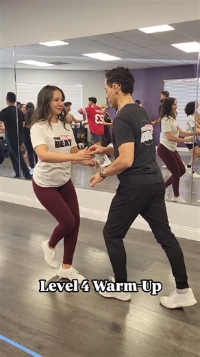 Level 4 Warm-Up 💥 Musicality Series 🎶 How do you like to dance to the horns in salsa music? Horns are often elongated 🎺 so you can match this with smooth, elongated movement! We like to turn, add graceful arms, or add body movement (all the rolls-shoulder, body, booty 😜-are good here!). Here we are turning to the horns! Want more musicality tips? Join us online! This pattern was the Level 4E, Day 2 Warm-Up! All of our classes are highly organized & modular. Access them anytime with our affor