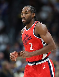 471K views · 8.5K reactions | ✋ GREAT PERFORMANCE FROM KAWHI  39 PTS ️ 3 REB  5 AST  2 STL  15/19 FGM  Clippers win 105-102. Series are tied 1-1. | NBA Europe | Facebook