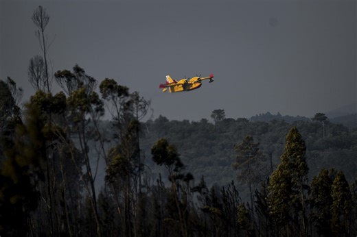 Le nouvel envol de Canadair, symbole de la lutte contre les incendies | RTS
