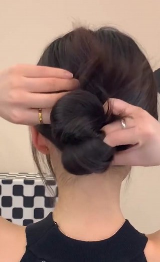 Gorgeous Low Ponytail Hairstyle Tutorial