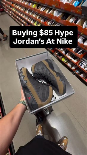 Sneaker Reselling Coach on Instagram: "Grabbed these at 4pm on a Saturday. If you want to make money reselling you just gotta get out there and do the work! Easy $300 profit from 20 minutes instore."