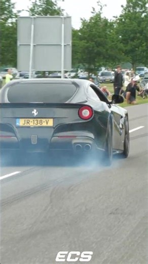 Huracan vs F12 • #lamborghini #huracan #ferrari #f12 #cars