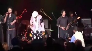 🔴 Souvenir / Koffi #Olomide et Fally #Ipupa en featuring sur #Phaseur sur un même podium. | Néo Africa