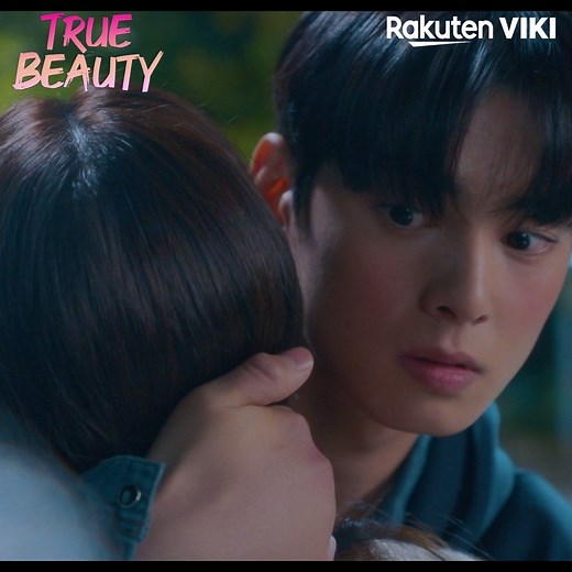 Cha Eun Woo turns beetroot red after hugging Moon Ga Young – and tries to hide his blushes by making up an excuse about a new detergent! 🤗😳🤣 Catch True Beauty – only on Viki: http://bit.ly/TrueBeautySNS | Viki