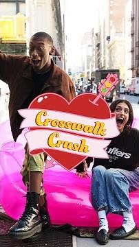 new crush, new couch 🛋️