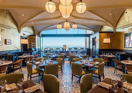 8 Private Members-Only Clubs in Chicago You Must Join