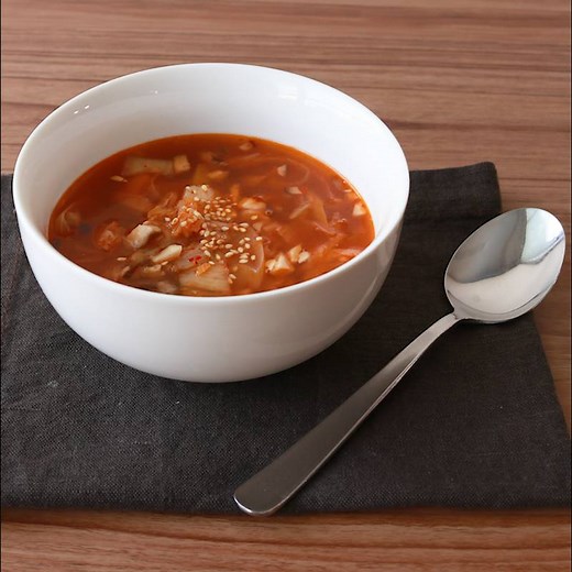 簡単 キムチスープ 作り方・レシピ | クラシル