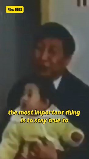 962 reactions · 58 shares | A rare and heartwarming video of #Chinese President #XiJinping has resurfaced. It dates back to 1993, when Xi — then a member of the Standing Committee of the Communist Party of #China (CPC) #Fujian Provincial Committee and Party Secretary of #Fuzhou — gave a media interview. In the video, Xi comes across as a warm and approachable husband and father. He and his wife cook a meal together for everyone. | Why China | Facebook