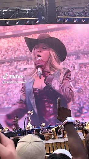 Beyoncé Live Performance at Cowboy Carter Tour in Paris