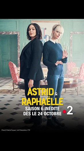 La nouvelle Saison 6 d’ "Astrid et Raphaëlle" sera diffusée dès le vendredi 24 octobre à 21h10 sur France 2 et disponible sur france.tv ! Astrid et Raphaëlle reviennent pour une nouvelle salve d’énigmes plus mystérieuses que jamais ! Parapsychologie, fétiche africain, théorie mathématique, guillotine, procès homérique et même le Diable en personne… Nos enquêtrices vont avoir fort à faire alors que de grands chamboulements surviennent dans leurs vies personnelles. Comment Raphaëlle va-t-elle gére