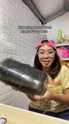 Unboxing Magic Fuzzy Wire for Creative Crafts