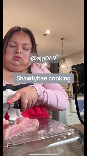 Shawty Bae Cooking: Sweating at the Gym and Kitchen Ingredients | @ajp069