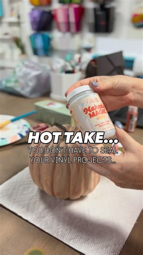 YEP. I SAID IT. 🔥 You don’t have to seal your Cricut projects. It’s totally a personal choice, but here’s the truth— We’ve literally put vinyl projects outside in the elements, run cups through the dishwasher (more times than I can count 🙈), and they’ve held up for years without sealing. Sealing can definitely give a little extra protection if you want it… but it’s not the “must-do” step a lot of crafters think it is. So tell me— 👉🏼 do YOU seal your projects, or do you skip it? Seal or no se