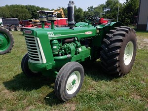 1959 Oliver 995 Lugmatic 2WD Tractor | Agriculture