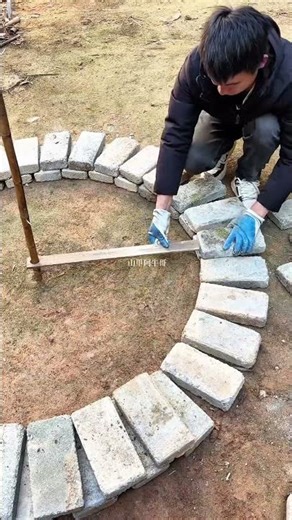 Tips for Making Flower Beds with Bricks #work #village #tips#tricks