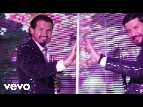 Banda El Recodo De Cruz Lizárraga - Popurrí Y Llegaste Tú/Te Quiero A Morir (En Vivo)