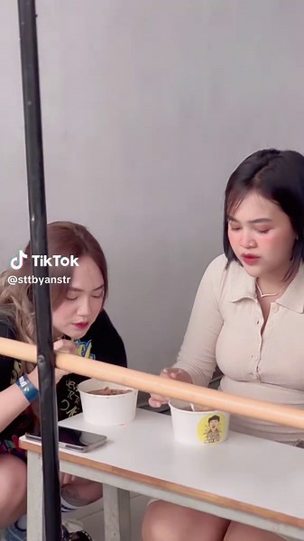 Yustia Barbie dan Seto: Momen Spesial di Mobil