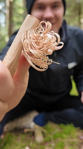 Feathersticks schnell und einfach selber machen! (Bushcraft Trick)