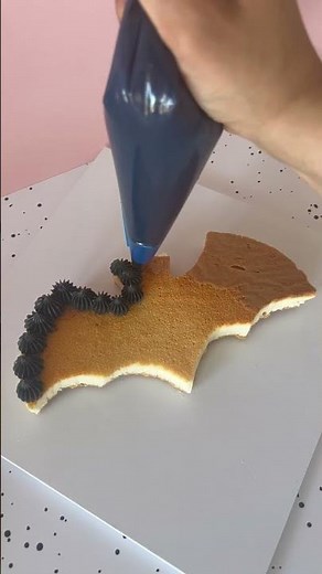 How to make a Bat shaped Halloween Cake using Cake Stencils Batman #cakedecorating #halloween2023