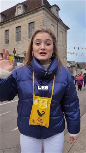 Jeanne☀️🚀✨ 🌞 on Instagram: "😱Flippant le mec à la fin😂vous y étiez? Quel plaisir de voir Lons vibrer comme ça pour la Percée!!! ✨Impossible de ne pas immortaliser ce moment☀️:) Fière de ma région ! ❤️🎹🧀 ⚠️L’alcool est à consommer avec modération les copains 🥰🚨 ___________________________ 😱Frippy the guy at the end😂were you there? What a pleasure to see Lons vibrate like this for the Percée!!! ✨Impossible not to immor