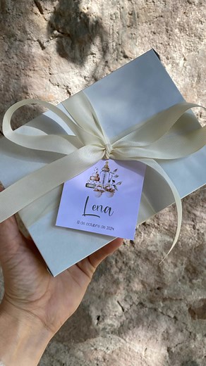 Cajitas de regalo al gusto de nuestra clienta!! Recuerden que pueden cotizar por whatssapp, por ig o mensaje en tik tok. Sin compromiso alguno. . Para ver el catalogo completo escribenos por whatsapp al 52 414 231 4506. #eegalitos #regalospersonalizados #bautizo #babyshower #primeracomunion #hechoenmexico