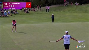 Bang! 💥 So Yeon Ryu ties the lead with one to play with this clutch birdie putt 👇 Watch the ISPS Handa Vic Open now on Golf Channel! | LPGA