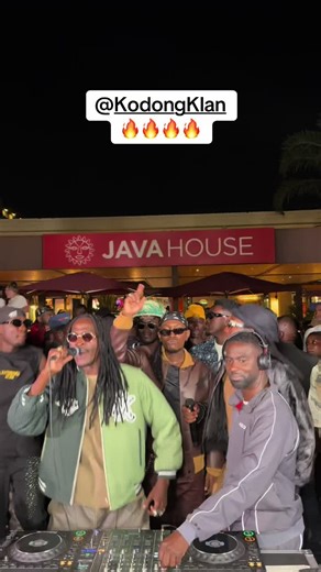 DJ Ag Online: The Ultimate Party Mix Experience