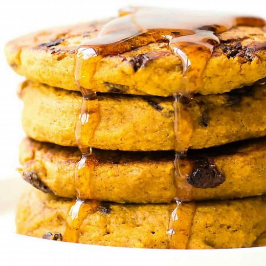 Healthy Pumpkin Pancakes {Flourless & No Egg} - The Big Man's World ®
