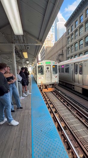 CTA views from the loop #chicago #train #downtown
